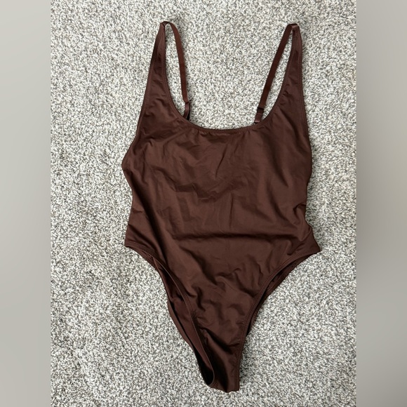 SKIMS Other - SKIMS Chocolate Shapewear Bodysuit